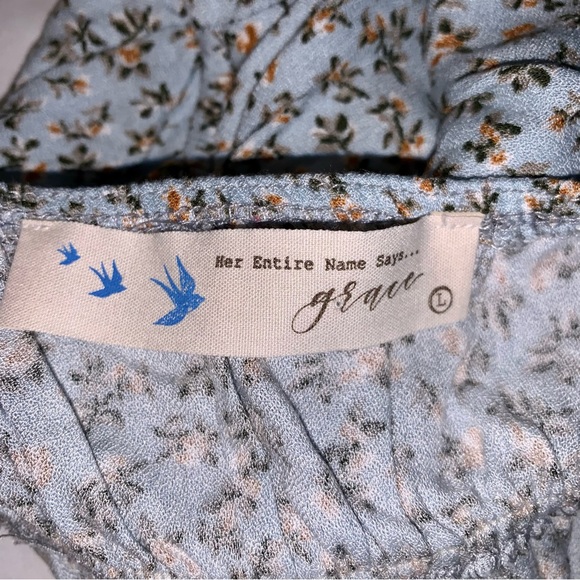 Bundle Of 2 Boutique Floral Crop Tops - Picture 5 of 8